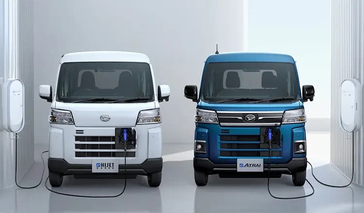軽商用BEVバンNo.1一充電走行距離！ダイハツ初の量産バッテリーEV発売！「e-ハイゼット カーゴ」「e-アトレー」解説