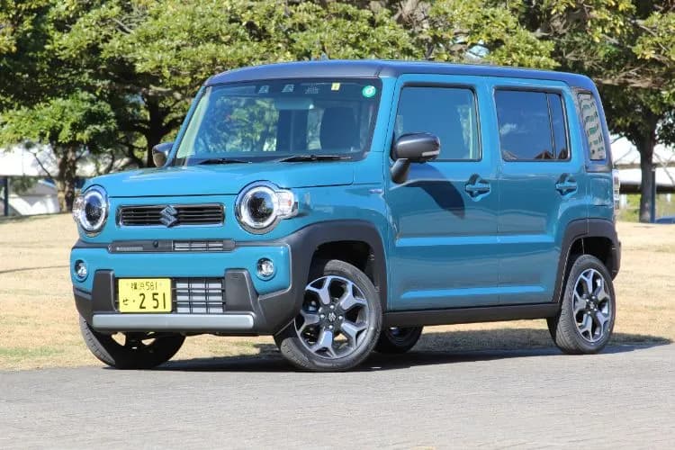 【ハスラー】人気のSUVテイストを取り入れた先駆車は実用性と安全性能も良好