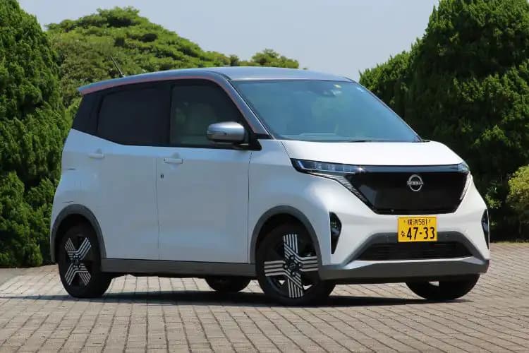 軽自動車こそ完全電動化が最適という発想を示したサクラ