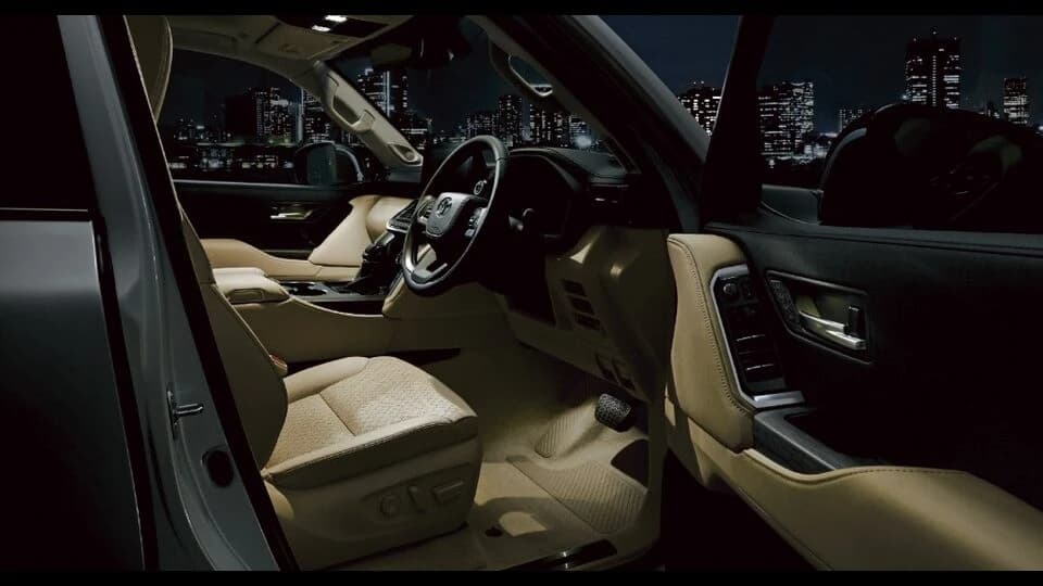 トヨタ ランドクルーザー300