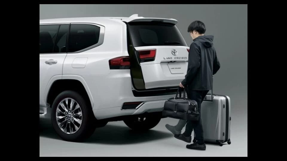トヨタ ランドクルーザー300