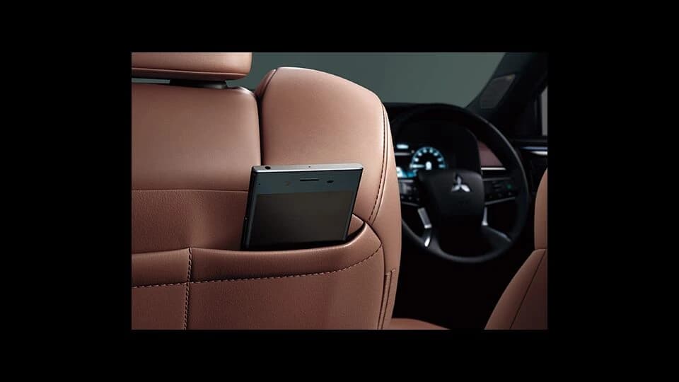 三菱 アウトランダーPHEV