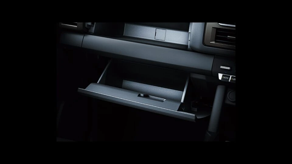 カーリース車両 三菱　トライトンの画像