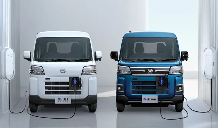 軽商用BEVバンNo.1一充電走行距離 ！ダイハツ初の量産バッテリーEV発売！「e-ハイゼット カーゴ」「e-アトレー」解説